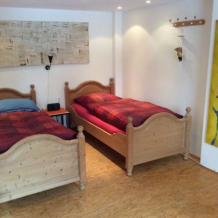 Zimmer In Kettwig Essen Pokoj fotografie